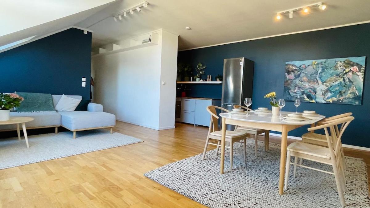 Penthouse Balcony,parking And 2 Bedrooms